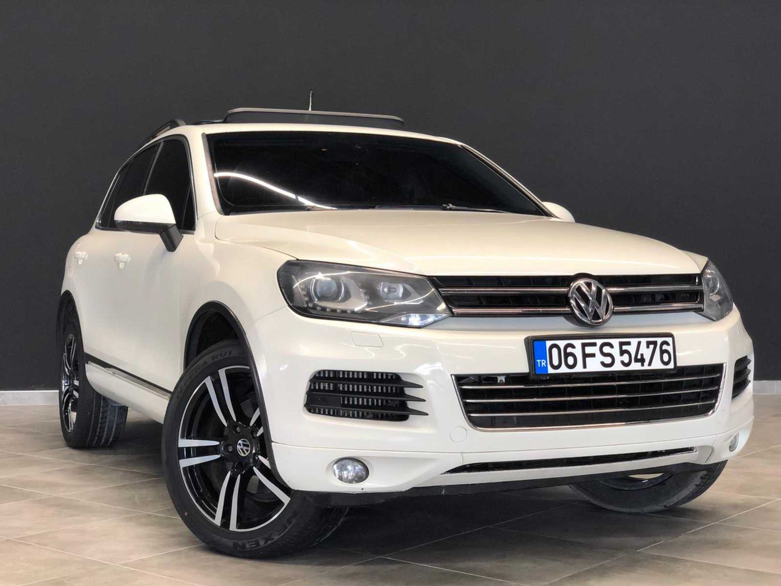 VOLKSWAGEN TOUAREG 
